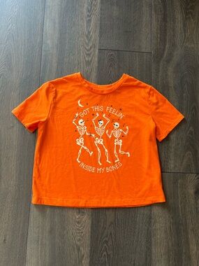 NWOT Way To Celebrate Halloween Shirt